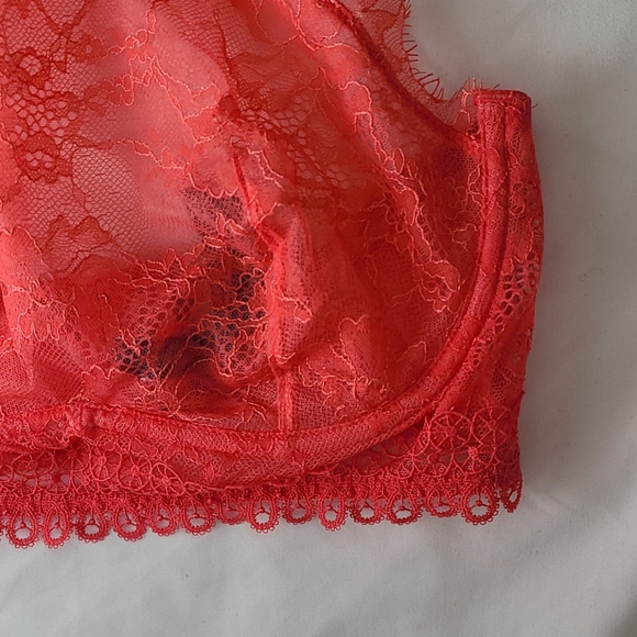 BUY 1 GET 1 FREE VICTORIA SECRET VERY SEXY BRA - Picture 4 of 12